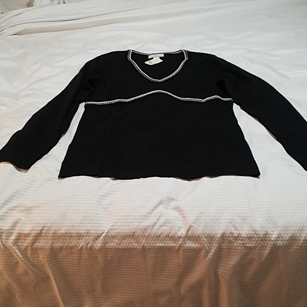Black lace detail sweater Ann Taylor loft v-neck